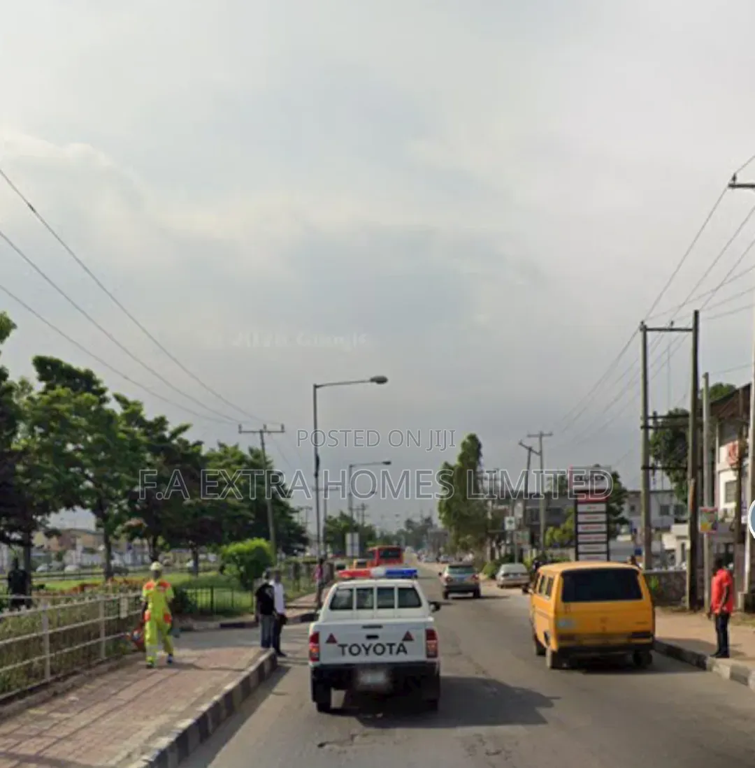 Well Maintain 2 Storey Commercial Building, Directly on Ikorodu Road in Obanikoro