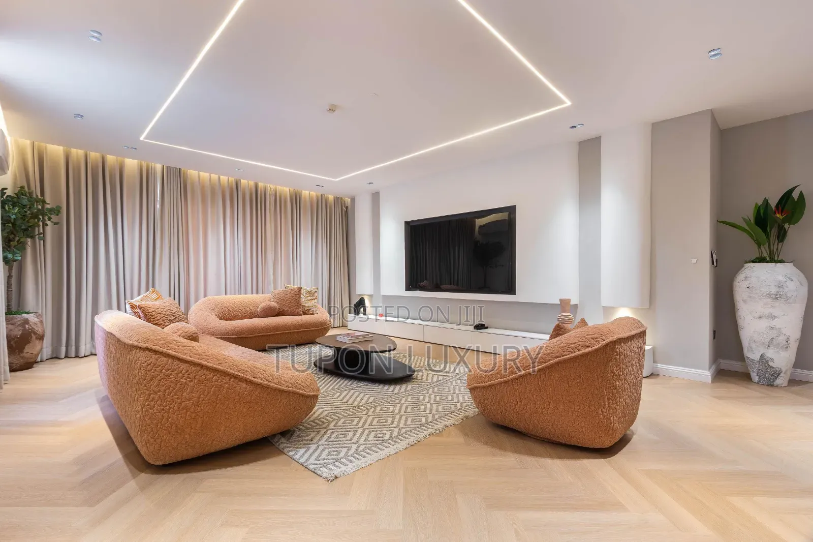 Luxury Premium 3 Bedroom Apartment With Pool and Bath Tub in Banana Island