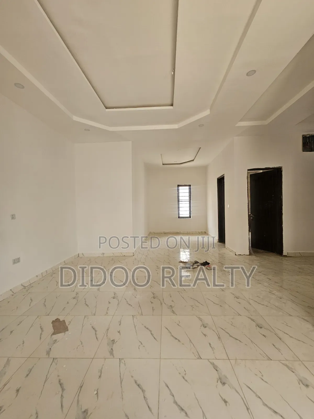 3bdrm Block of Flats in Wuye for sale in Wuye