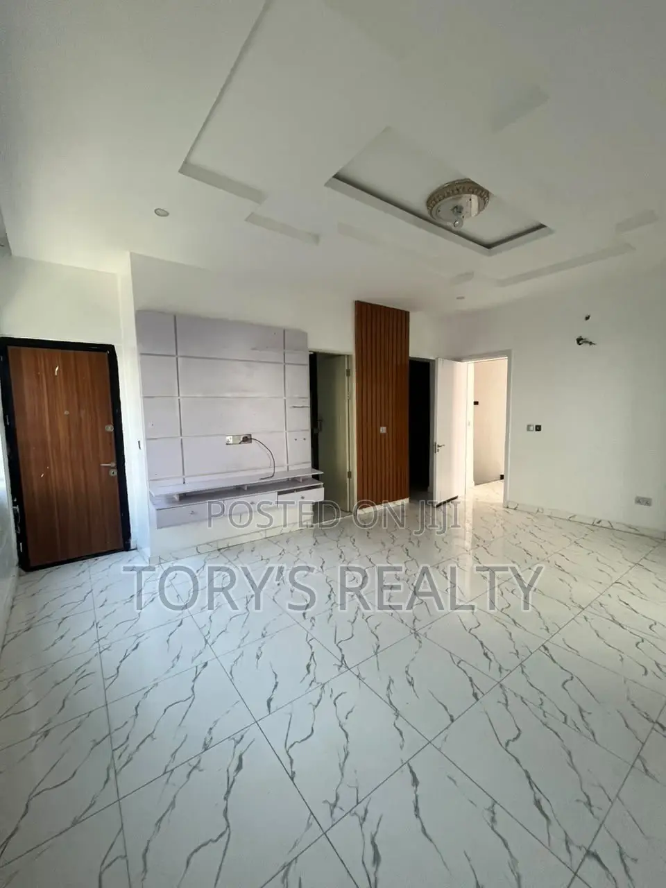 4bdrm Duplex in Ikota for rent in Ikota