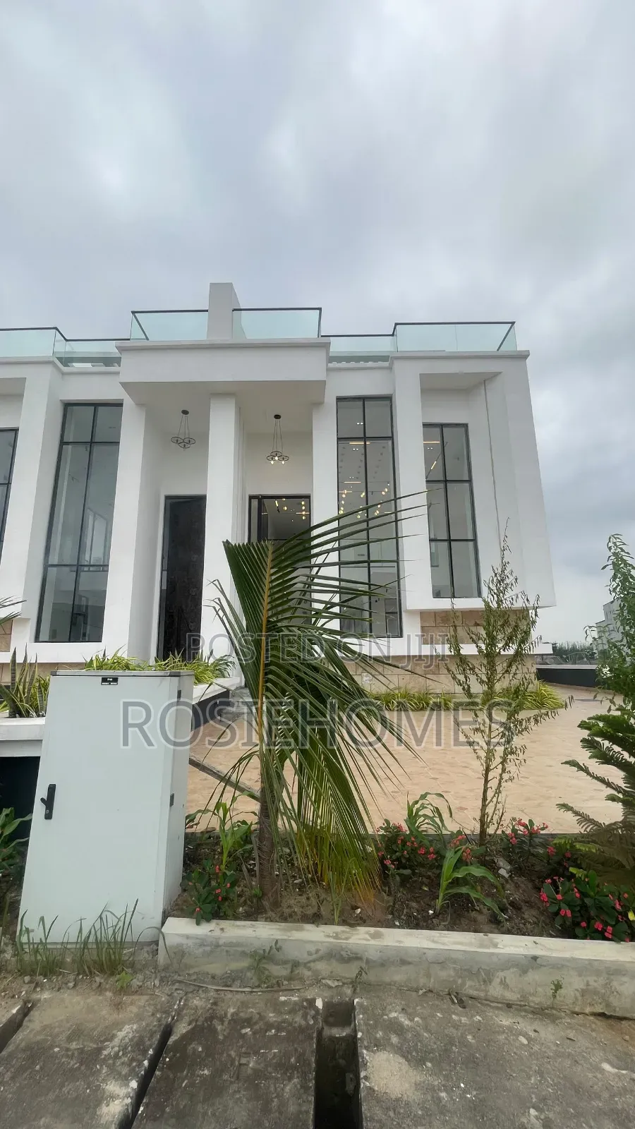 5bdrm Duplex in Cowrie Creek Estate, Ikate for rent in Ikate