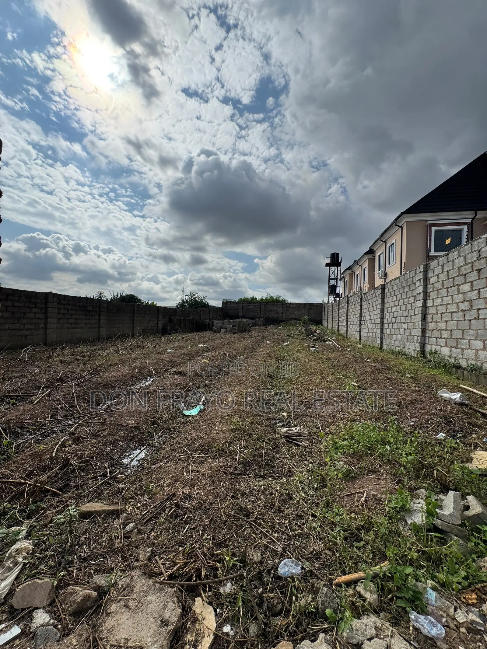 660 SQM of Residential Land for Sale at Carlton Gate Akobo in Akobo