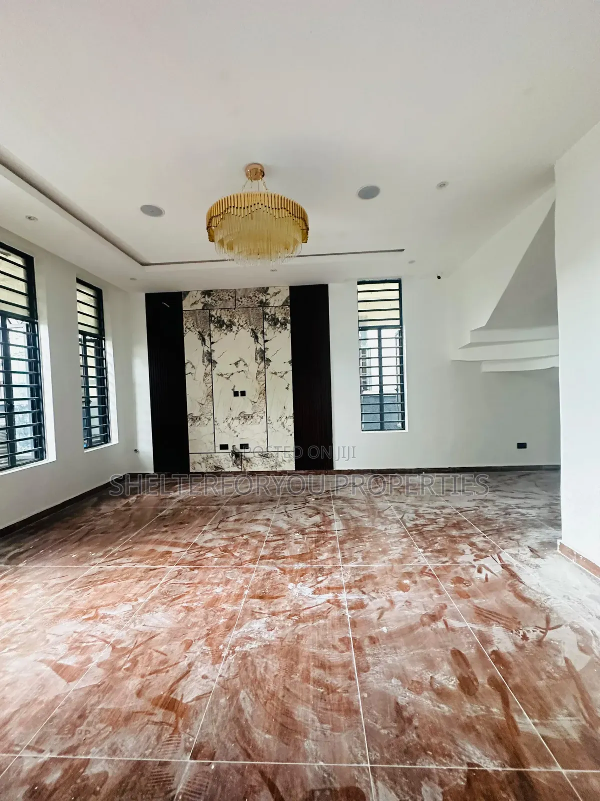 4bdrm Duplex in Lekki Expressway for sale in Lekki Expressway