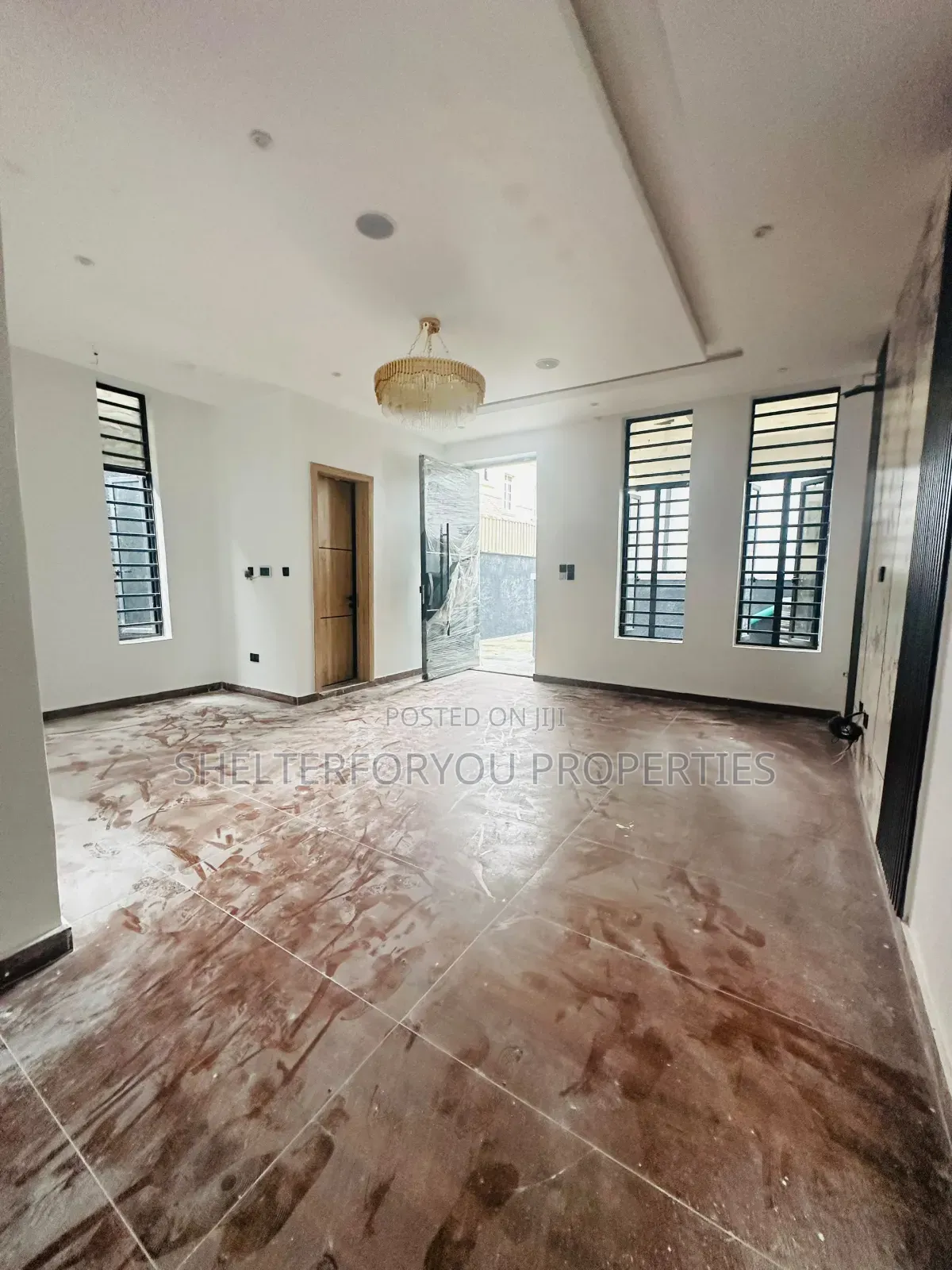 4bdrm Duplex in Lekki Expressway for sale in Lekki Expressway