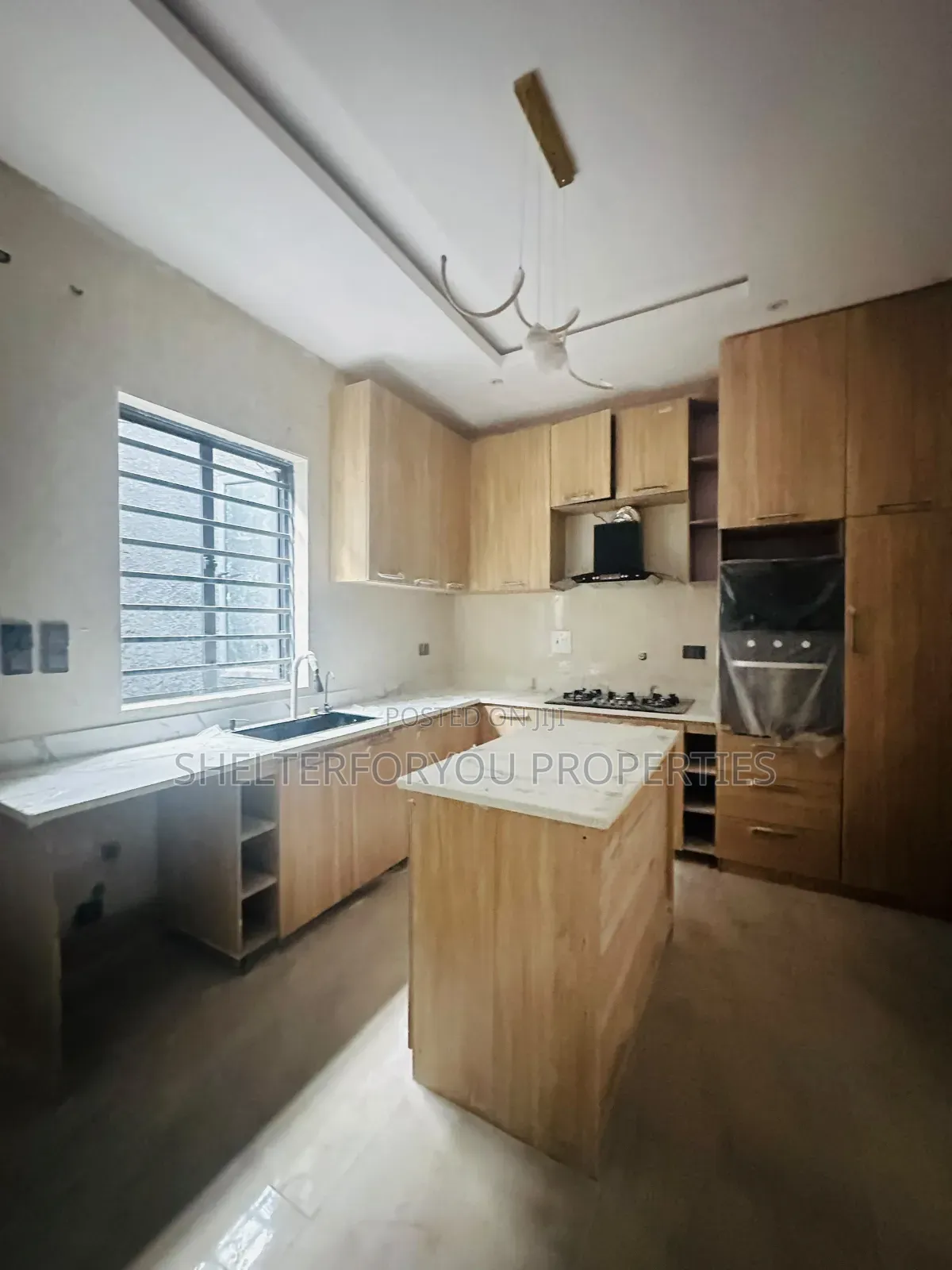 4bdrm Duplex in Lekki Expressway for sale in Lekki Expressway