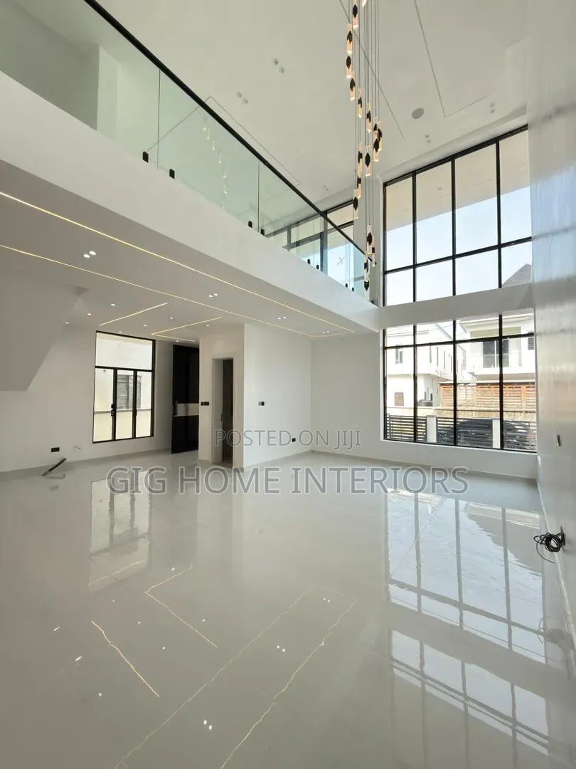5bdrm Duplex in Mega Moud, Ajah for sale in Ajah