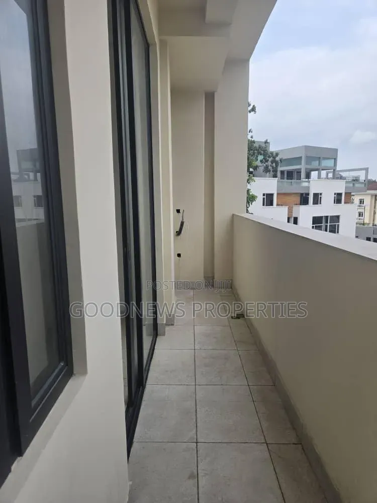 4bdrm Apartment in Ikoyi, Bourdillon for sale in Bourdillon