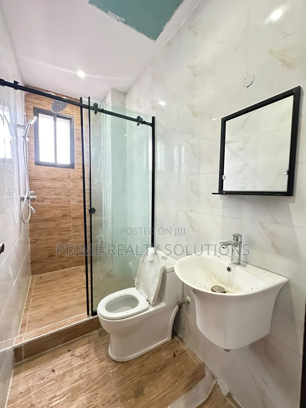 3bdrm Penthouse in Lekki Phase 1 for sale in Lekki Phase 1