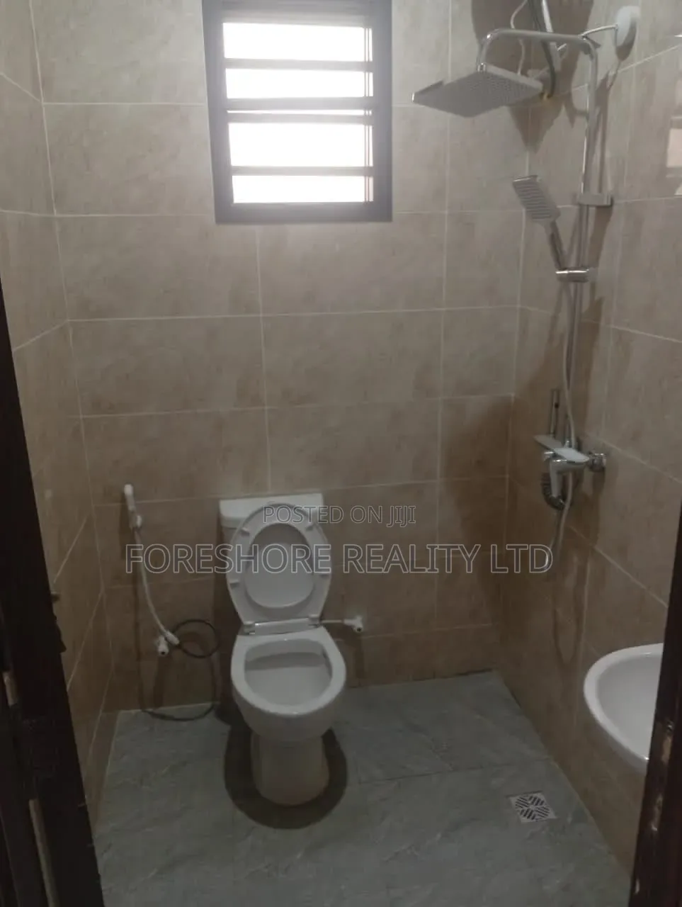 2bdrm Apartment in Ajibola, Ketu-Alapere for rent in Ketu-Alapere
