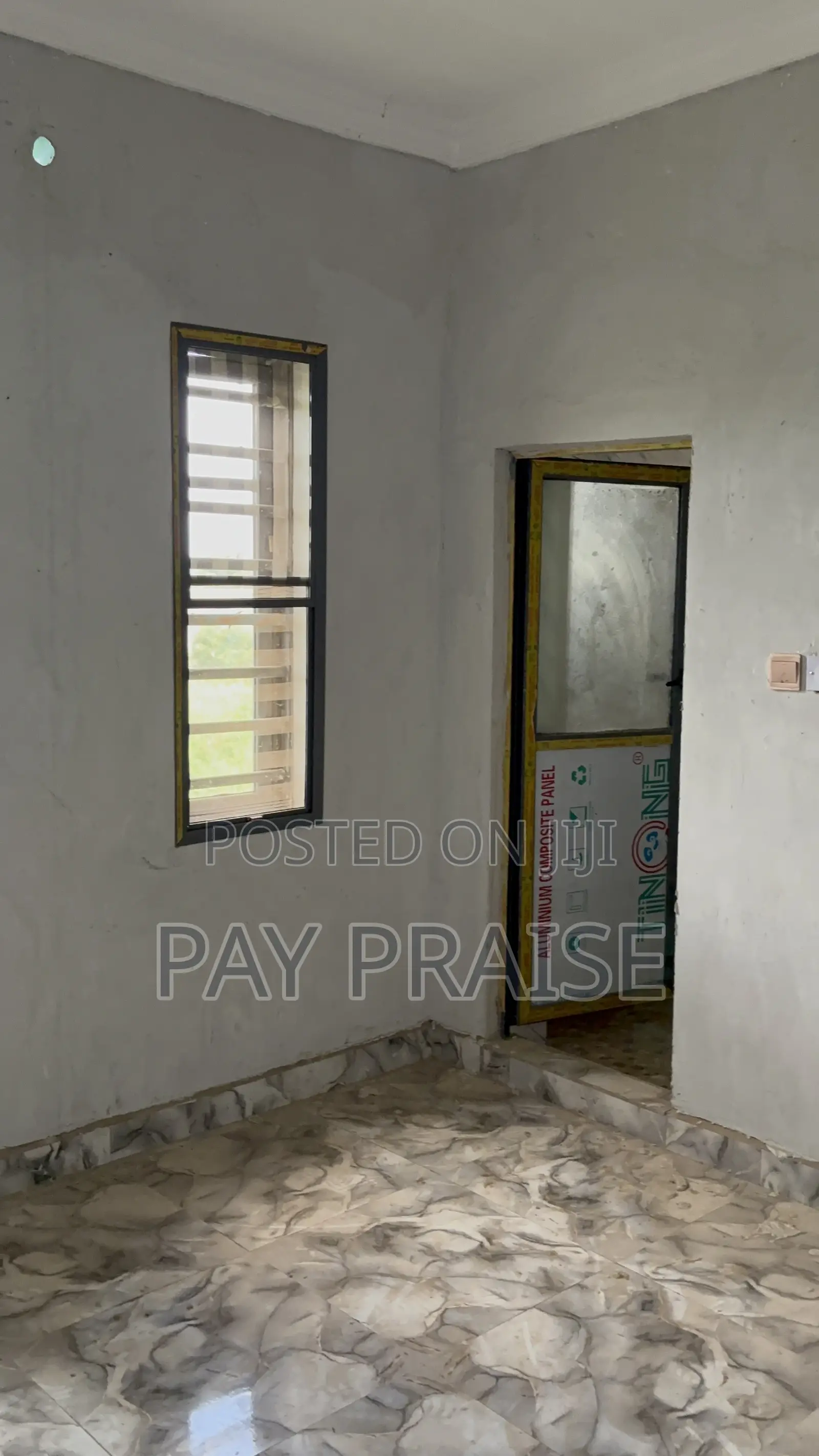 2bdrm Block of Flats in Adamo for rent in Adamo