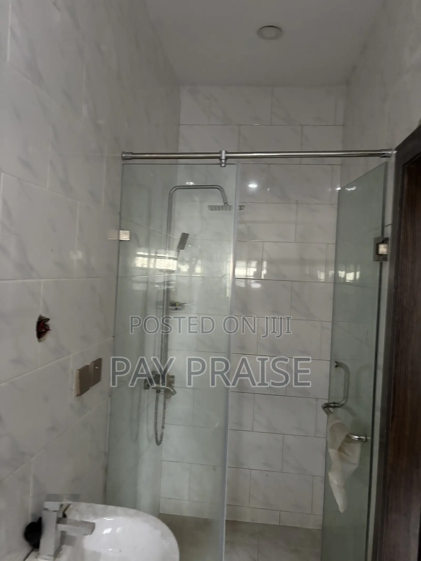2bdrm Block of Flats in Adamo for rent in Adamo