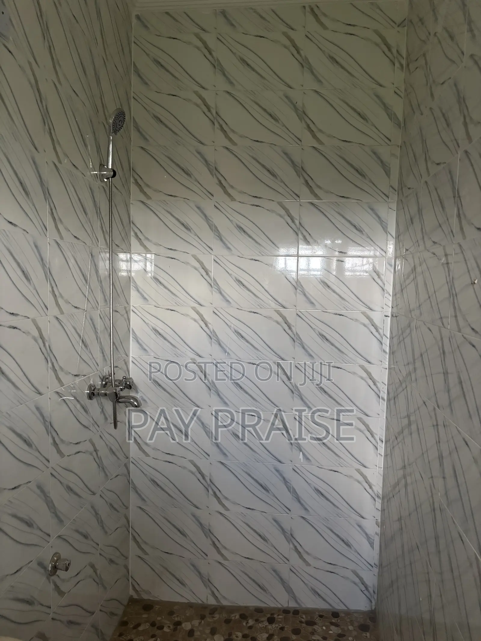 2bdrm Block of Flats in Adamo for rent in Adamo