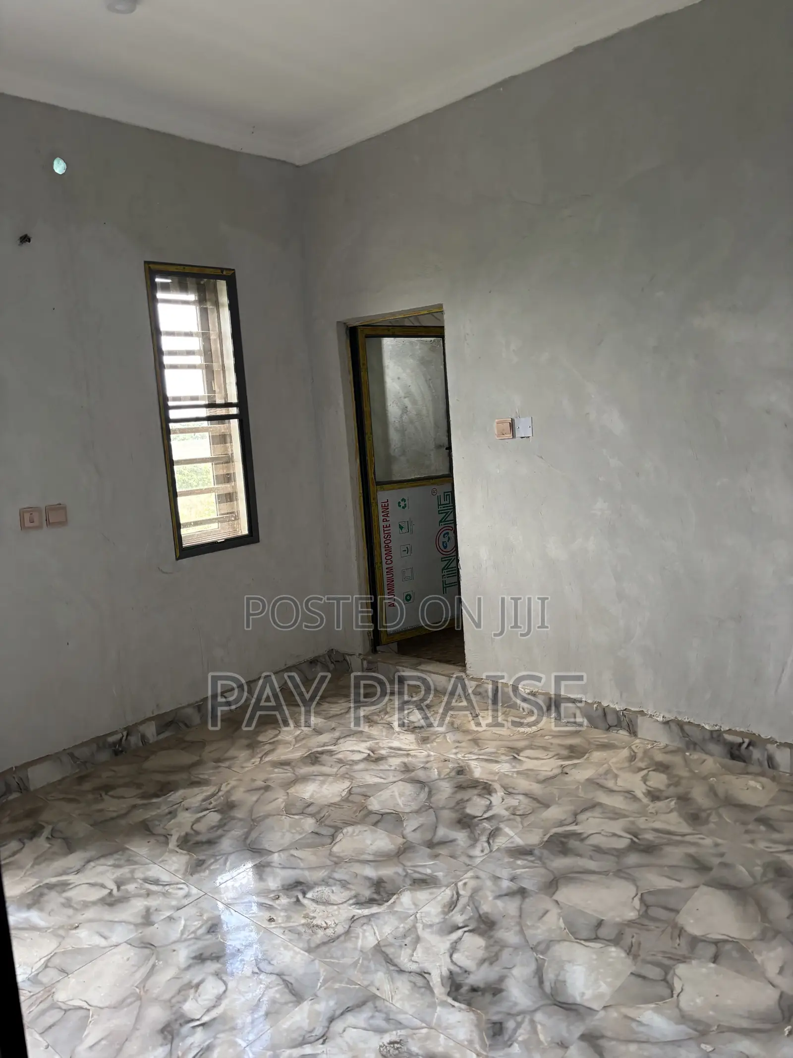2bdrm Block of Flats in Adamo for rent in Adamo