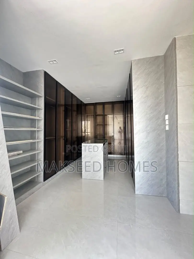 5bdrm Duplex in Ikoyi for sale in Ikoyi