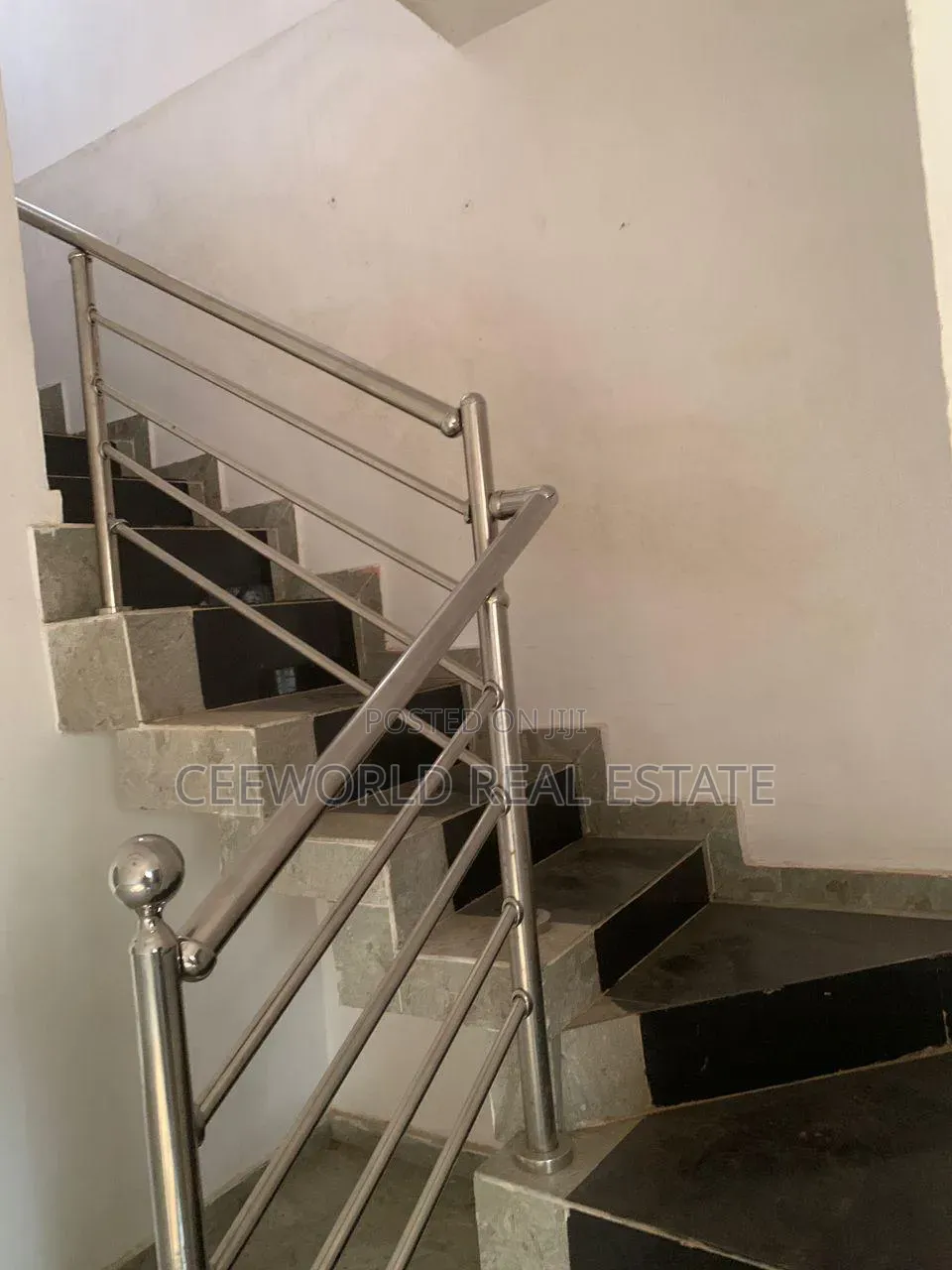 3bdrm Duplex in Karinkapo Estate, Akala Express for rent in Akala Express
