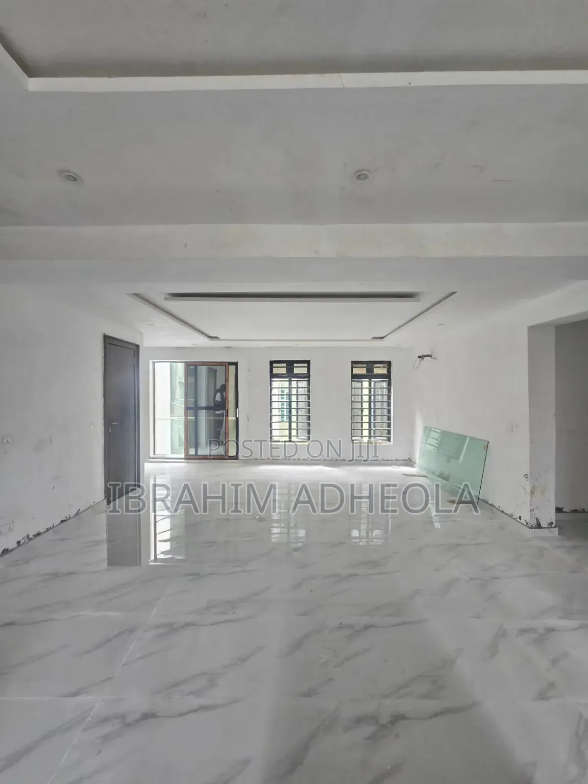 3bdrm Apartment in Maryland, Shonibare Estate for sale in Shonibare Estate