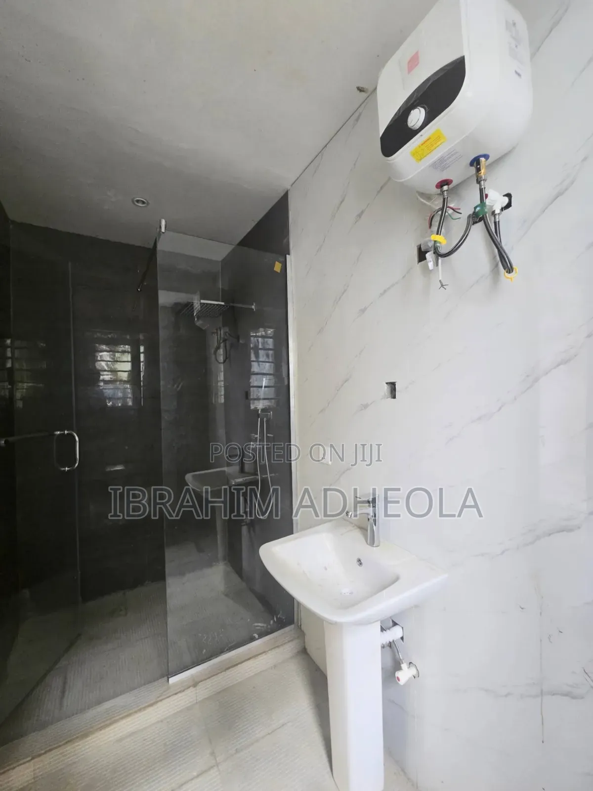 3bdrm Apartment in Maryland, Shonibare Estate for sale in Shonibare Estate
