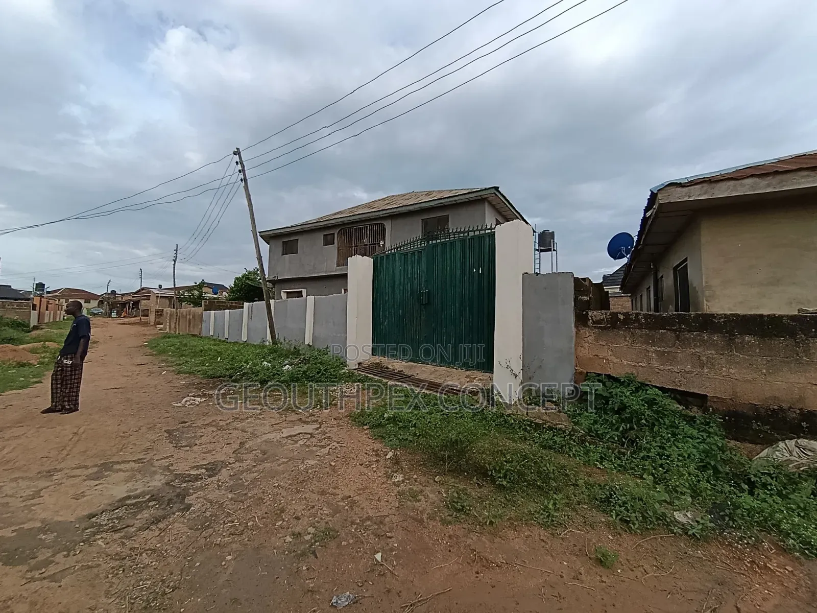2bdrm Block of Flats in Moniya for sale in Moniya