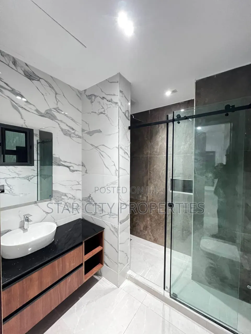 6bdrm Duplex in Old Ikoyi for sale in Old Ikoyi