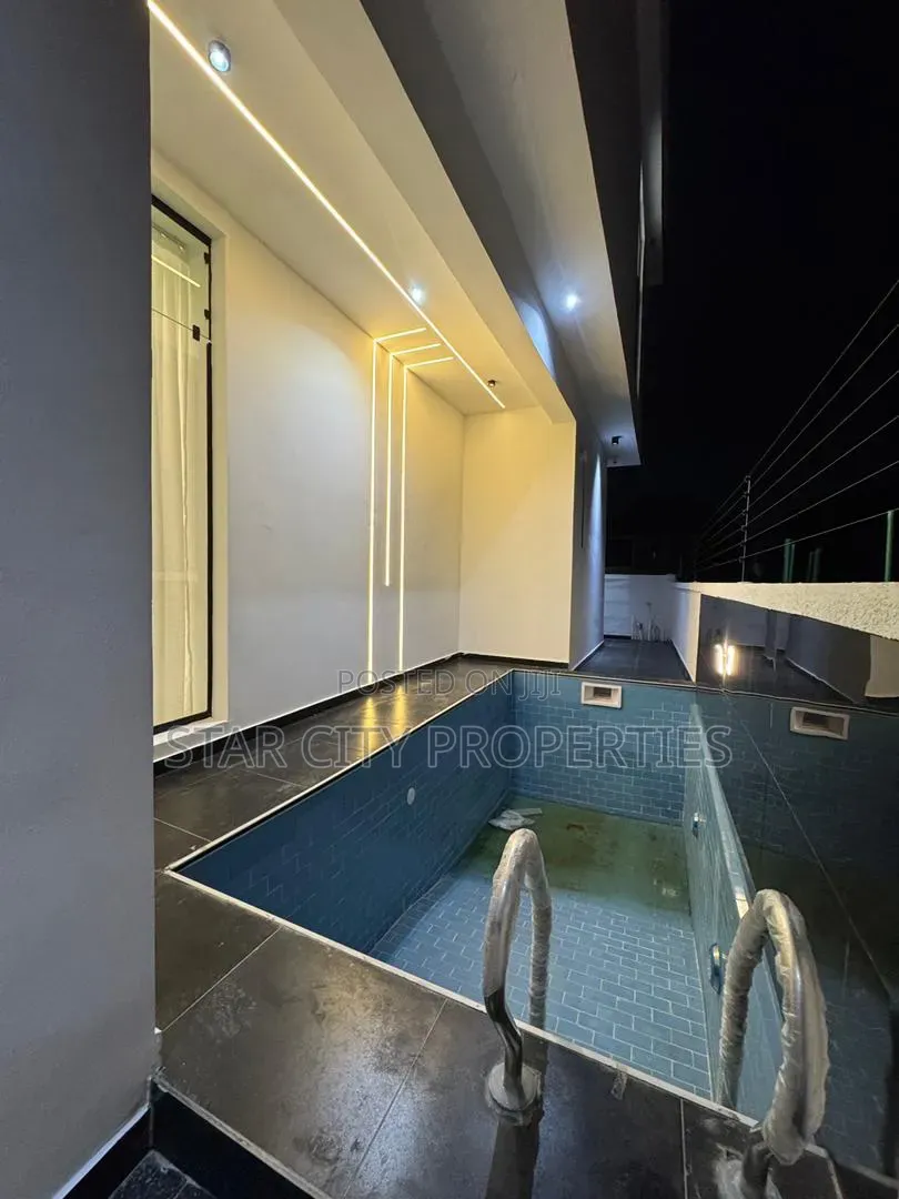 6bdrm Duplex in Orchid Lekki for sale in Lekki Expressway