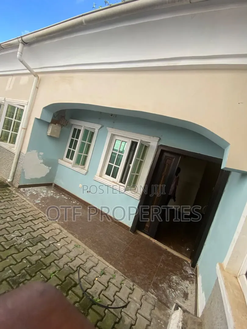 3bdrm Apartment in Fo1, Kubwa for rent in Kubwa