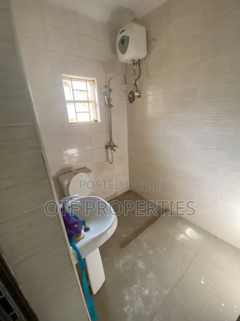 3bdrm Apartment in Fo1, Kubwa for rent in Kubwa