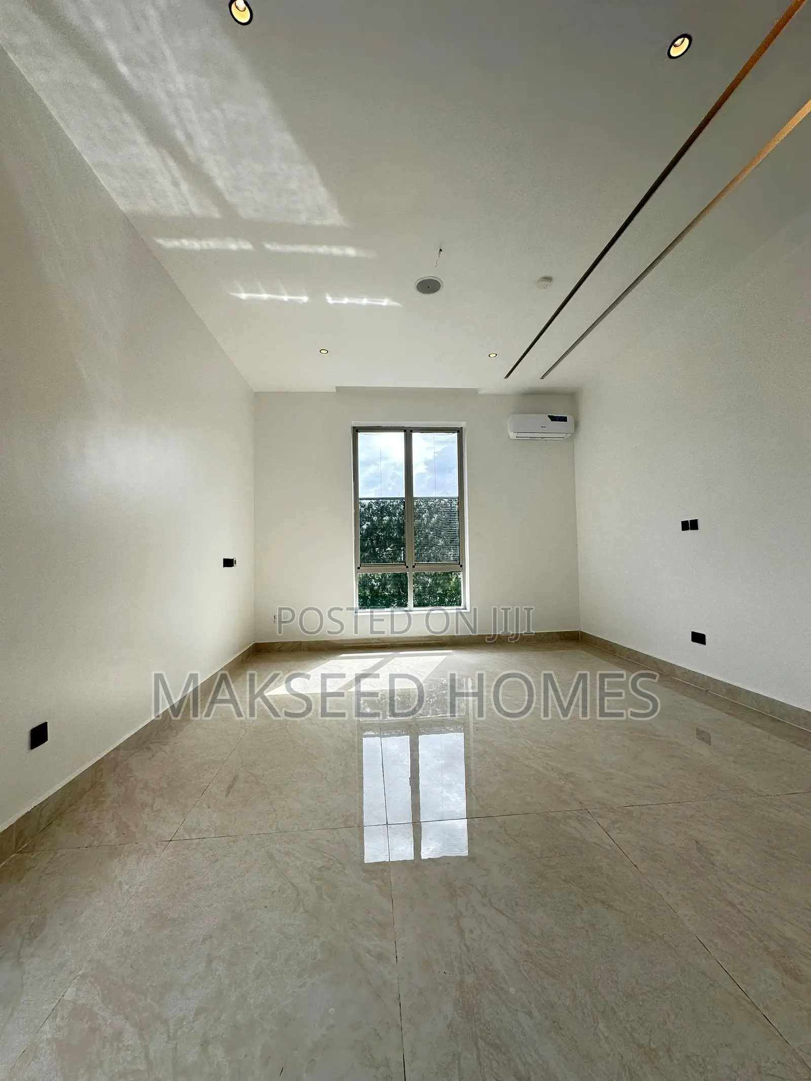 6bdrm Duplex in Banana Island, Ikoyi for sale in Ikoyi