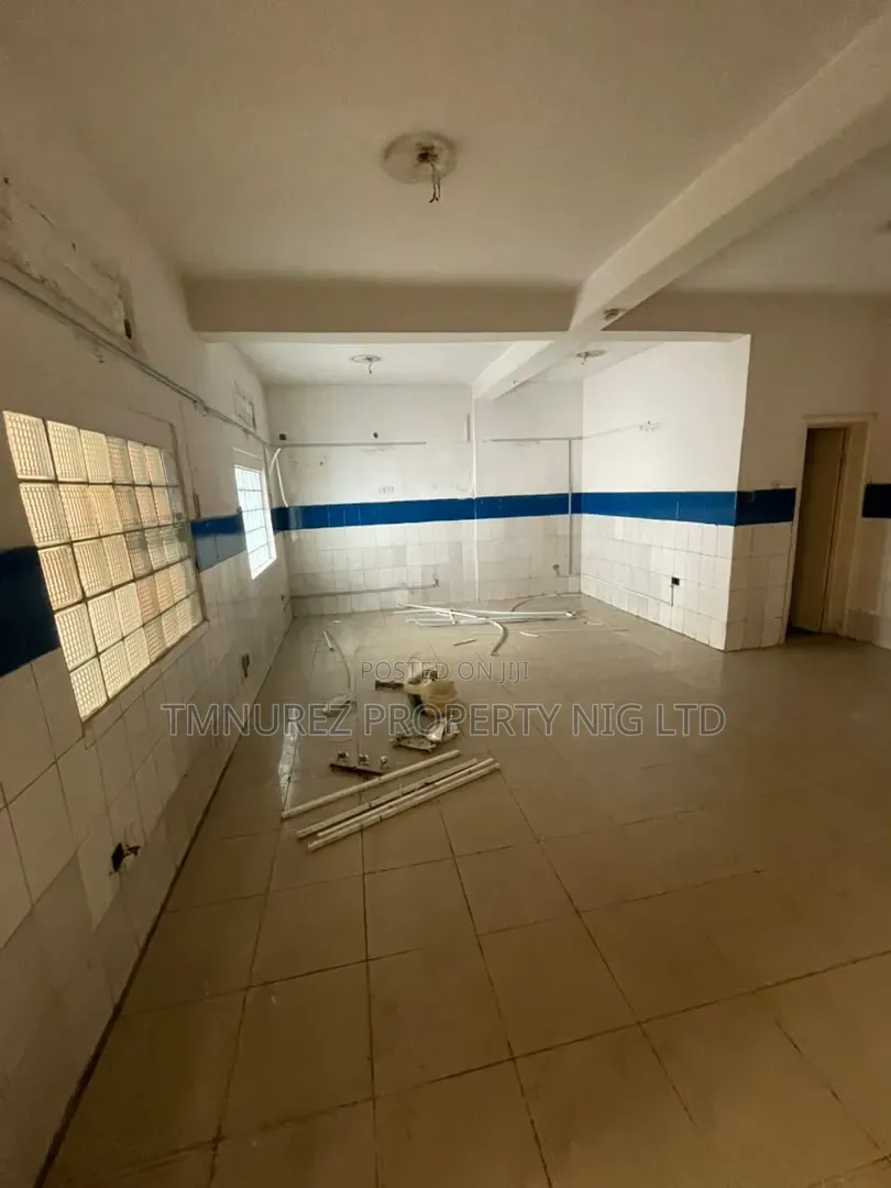 Shop Space for Rent at Admiralty Lekki in Lekki Phase 1