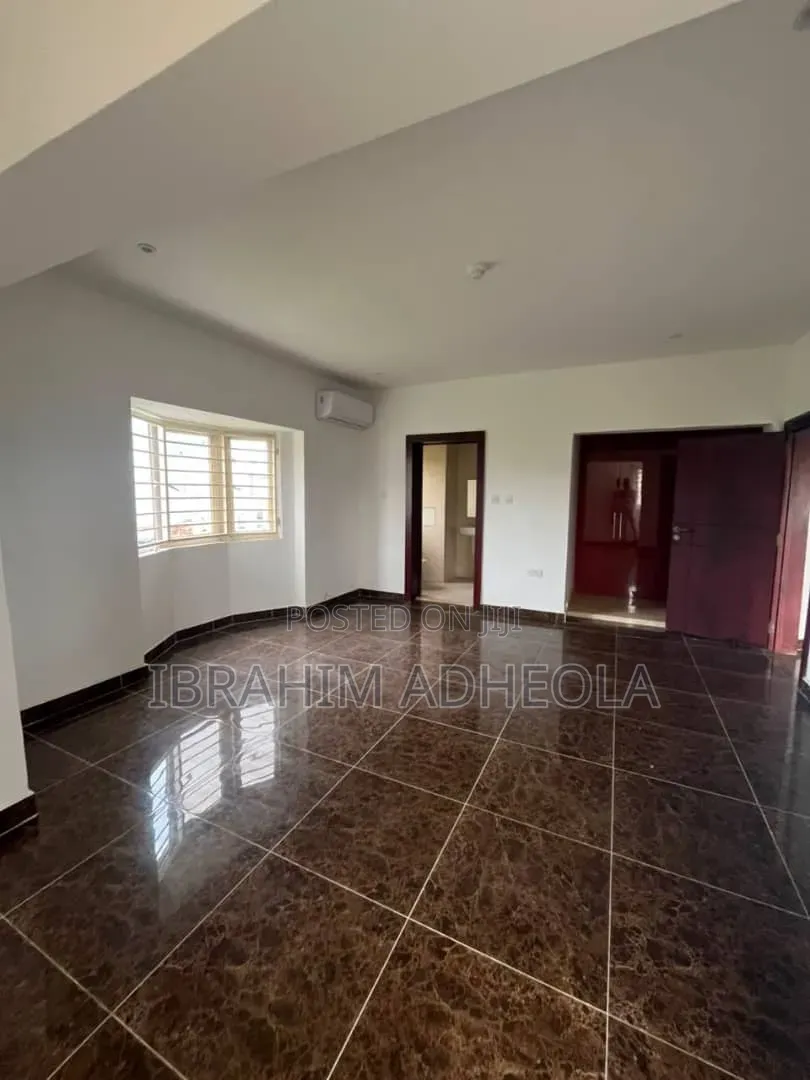 4bdrm Apartment in Banana Island for rent in Banana Island