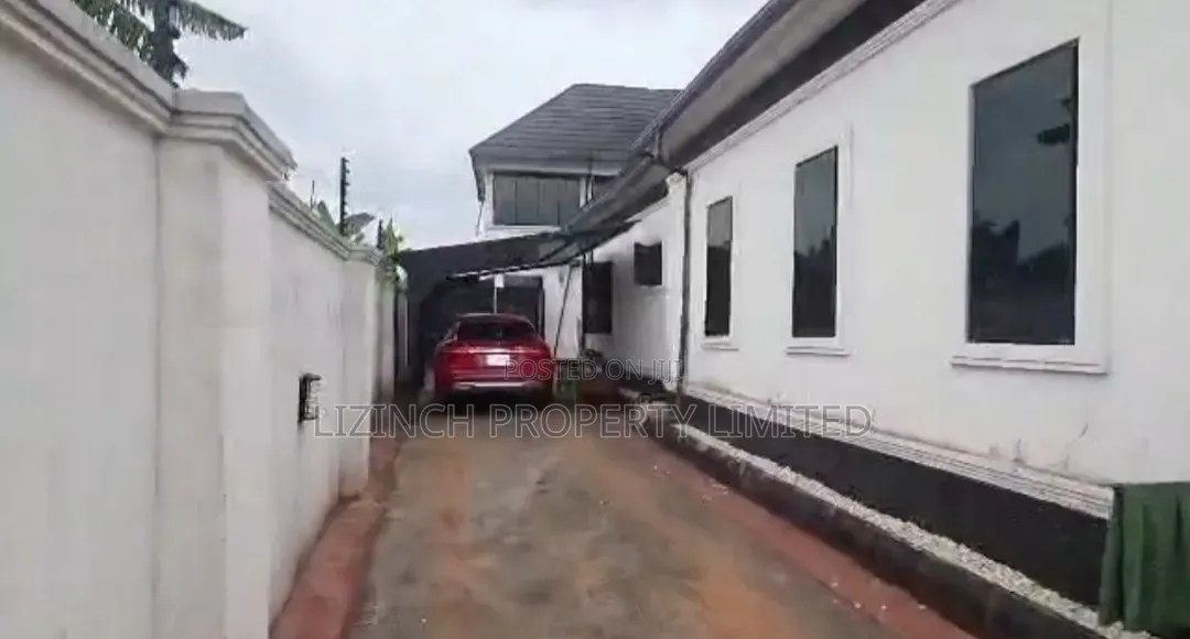 3bdrm Bungalow in Benin City for sale in Benin City