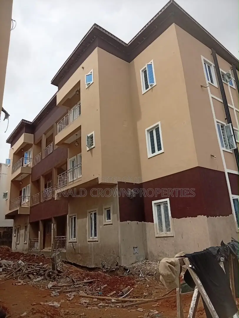 3bdrm Apartment in Ikeja for sale in Ikeja