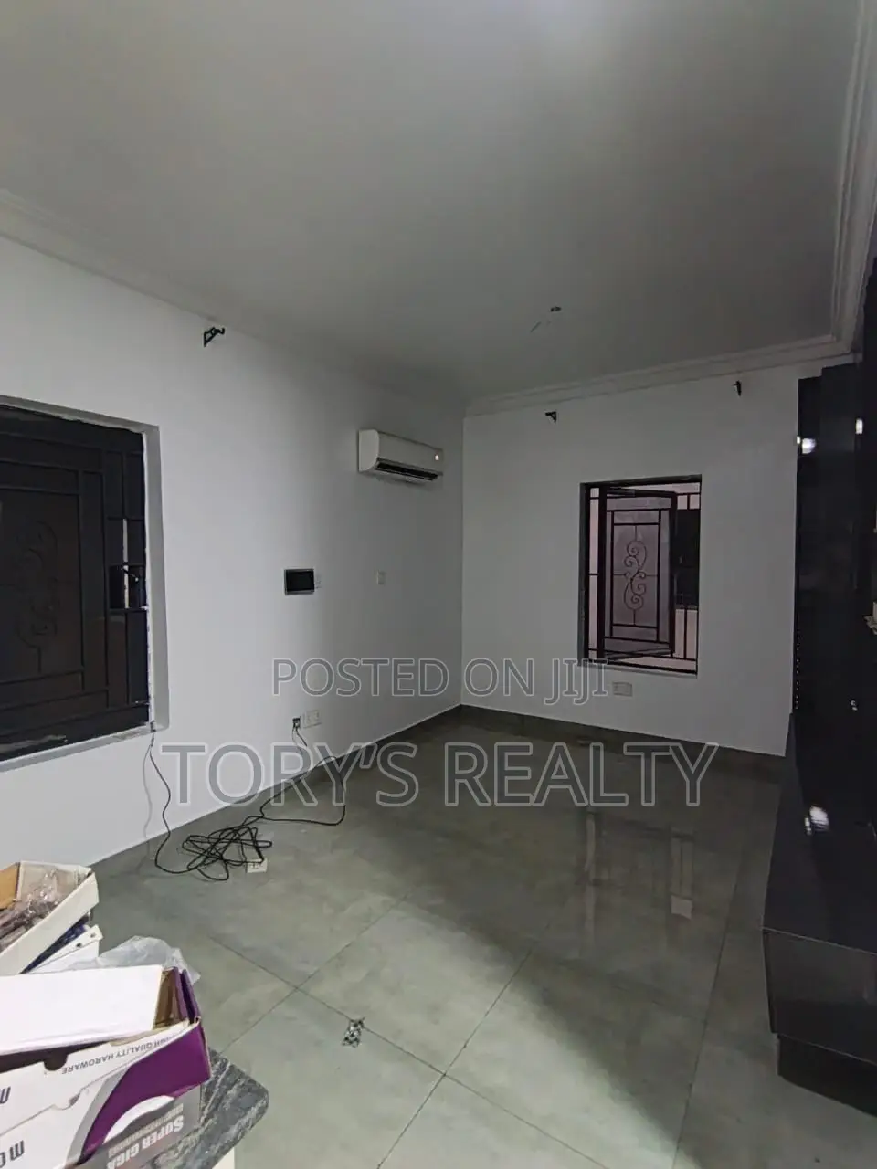 Mini Flat in Ikota for sale in Ikota