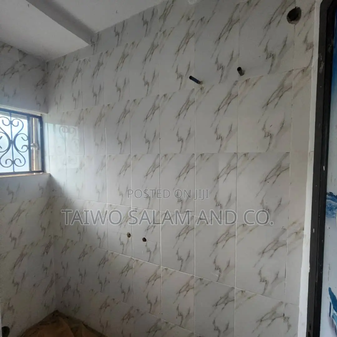 3bdrm Block of Flats in Jericho for sale in Jericho
