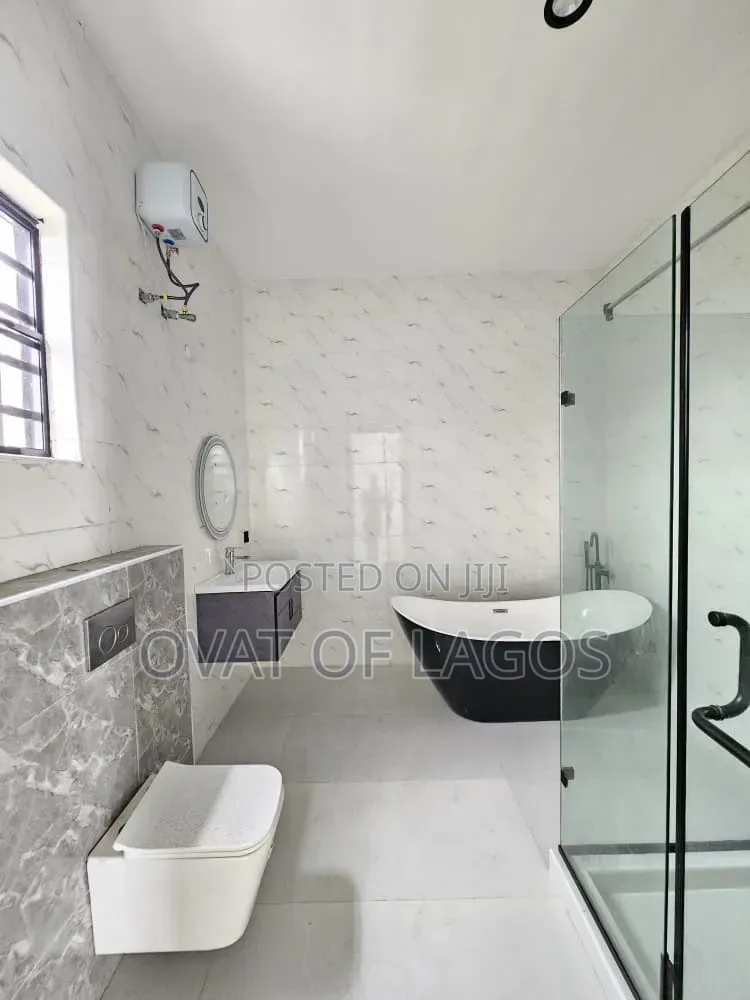 5bdrm Duplex in Orchid, Lekki Expressway for sale in Lekki Expressway