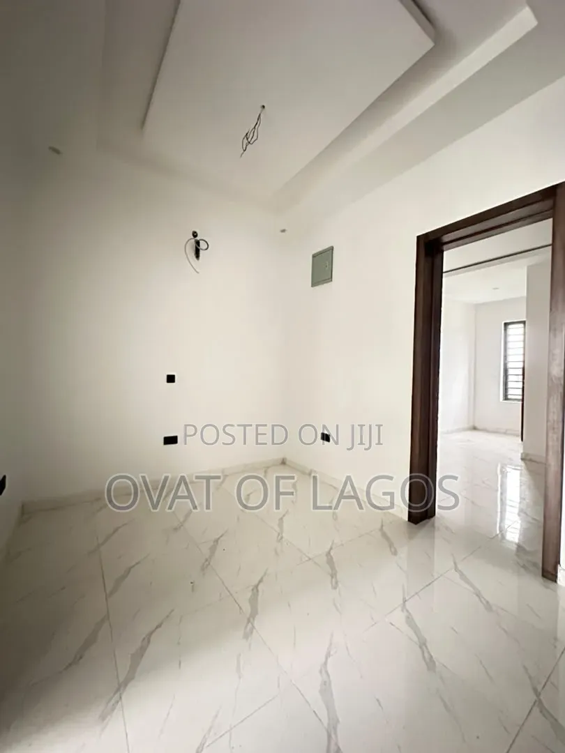 4bdrm Duplex in Abraham Adesanya Estate for sale in Abraham Adesanya Estate