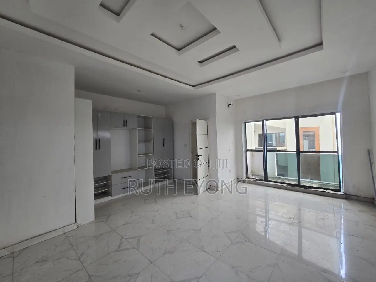 4bdrm Townhouse / Terrace in Lekki Scheme 2, Abraham Adesanya Estate in Abraham Adesanya Estate