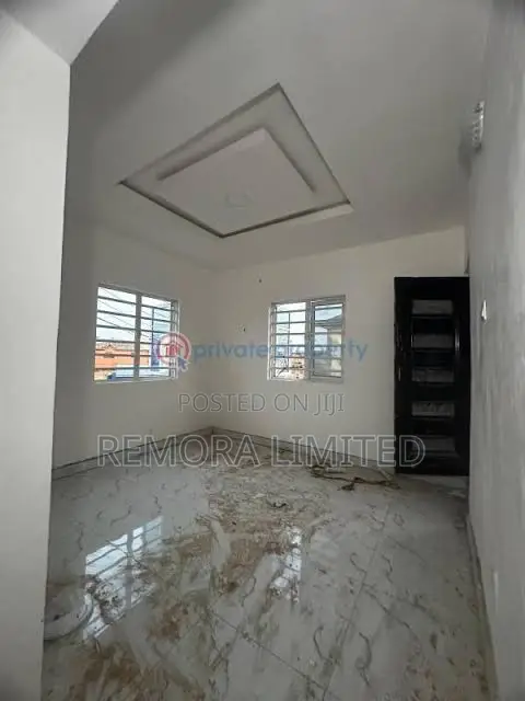 2bdrm Block of Flats in Alausa for sale in Alausa