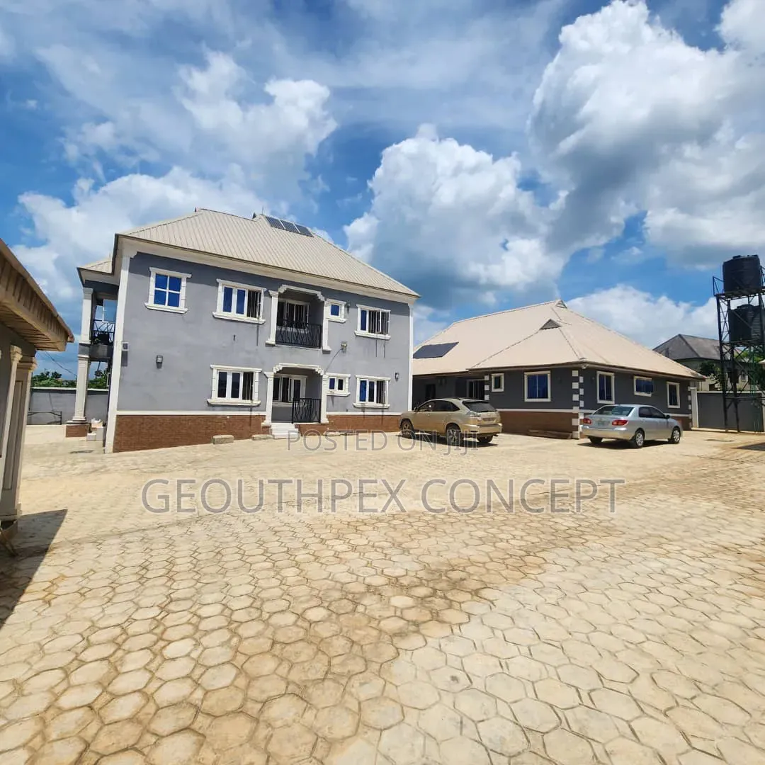 15bdrm Block of Flats in Harmony Quarters, Akobo for sale in Akobo