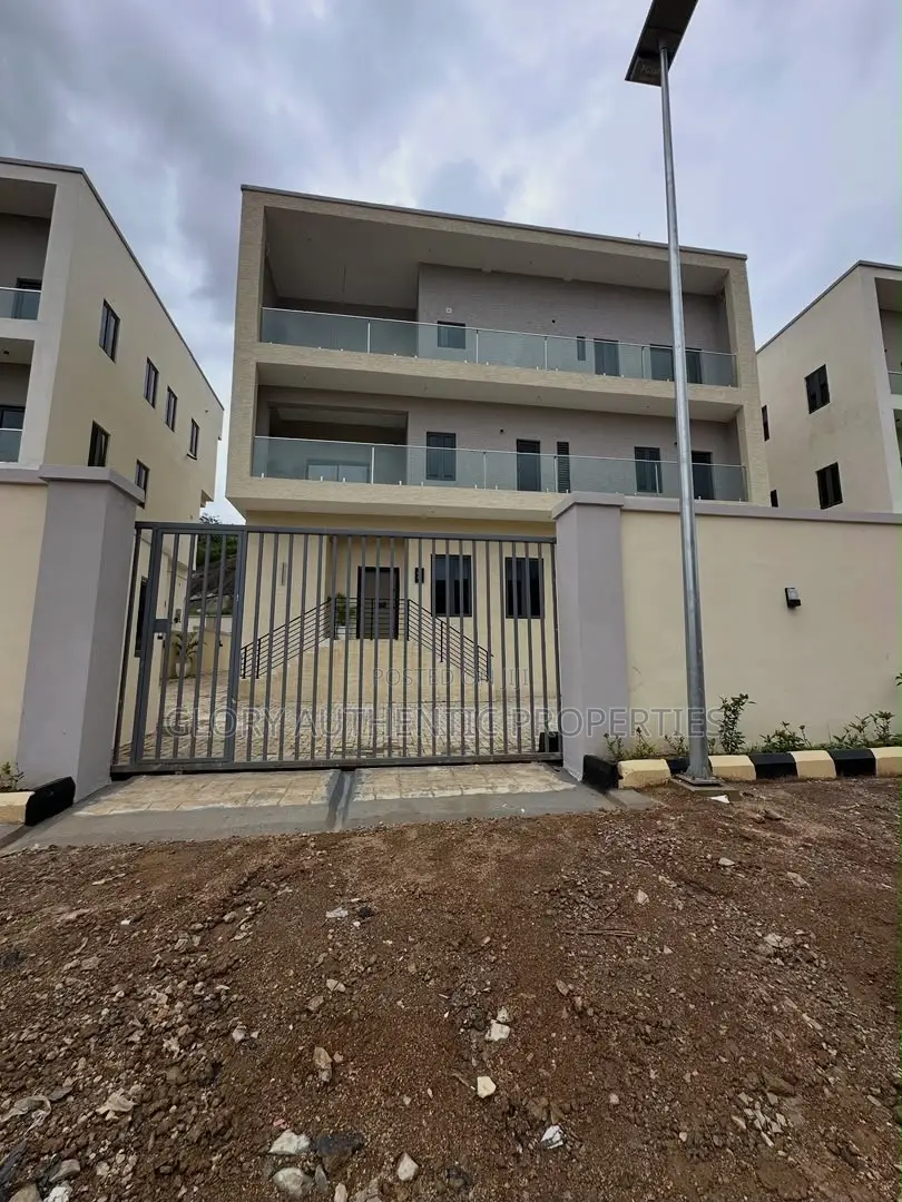 5bdrm Duplex in Katampe Extension for sale in Katampe Extension