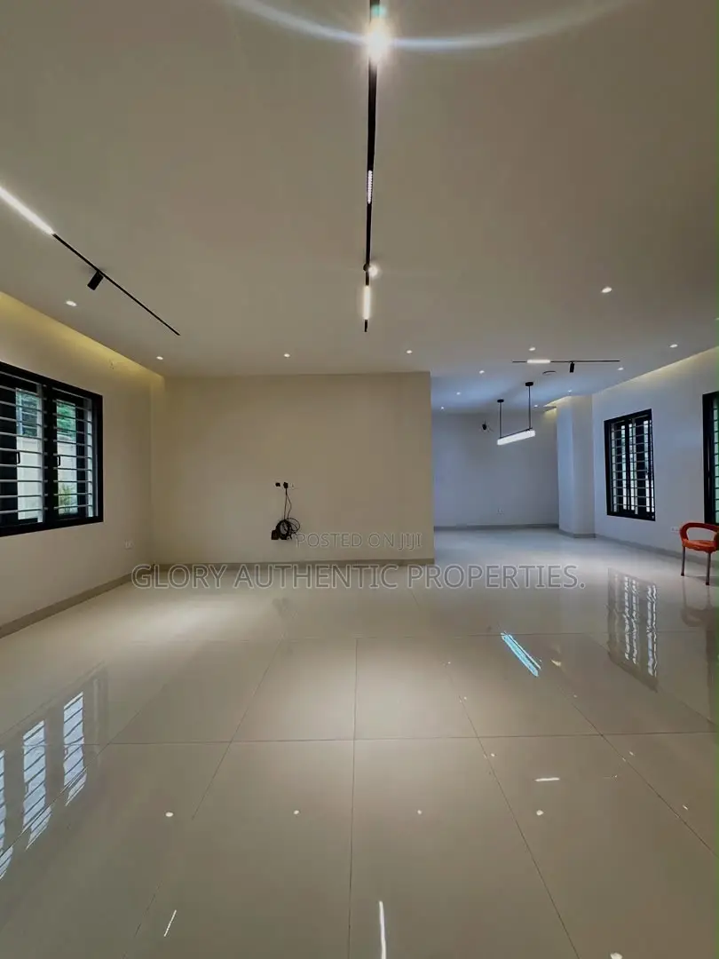 5bdrm Duplex in Katampe Extension for sale in Katampe Extension