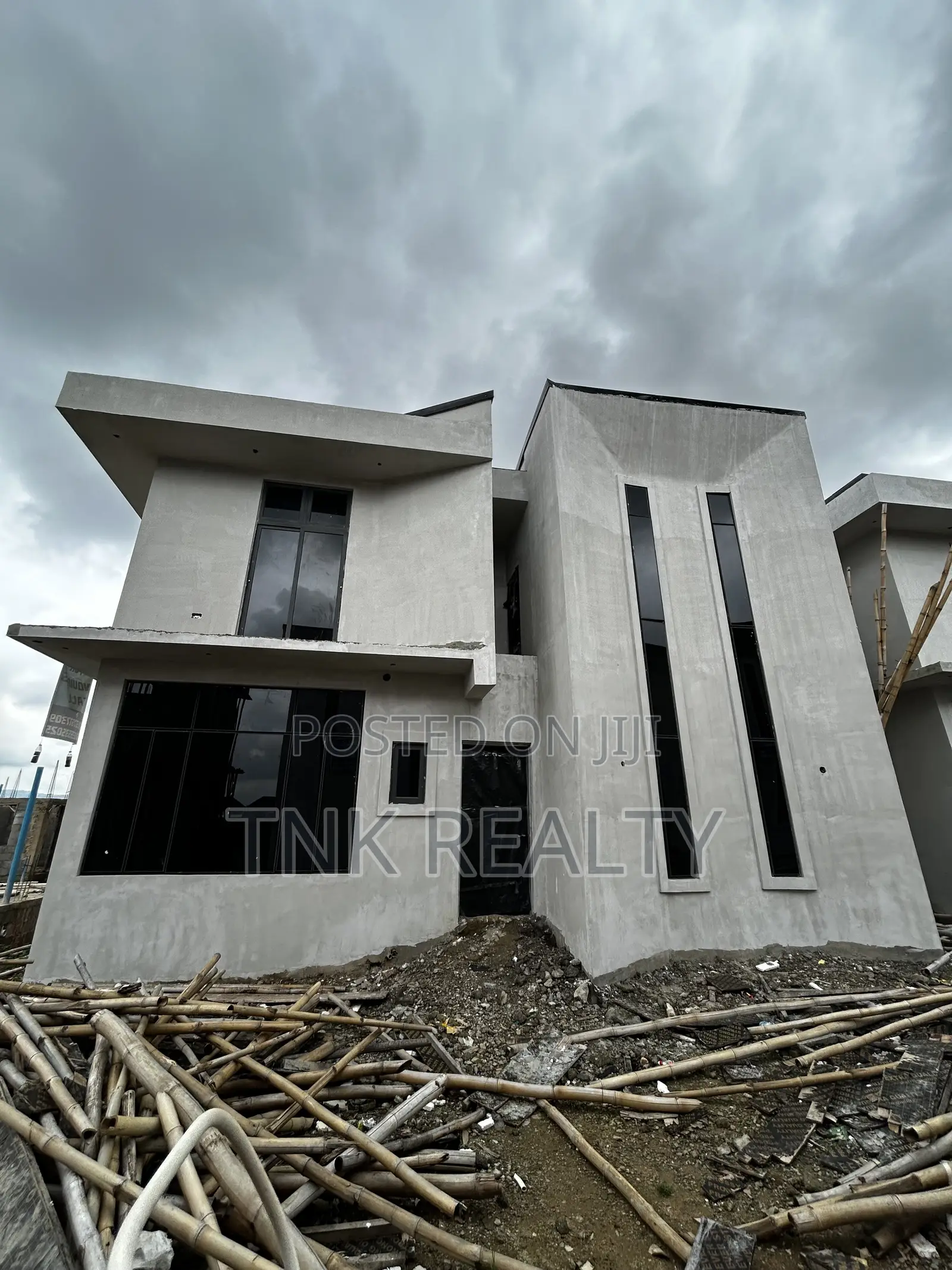 4bdrm Duplex in Katampe (Main) for sale in Katampe (Main)