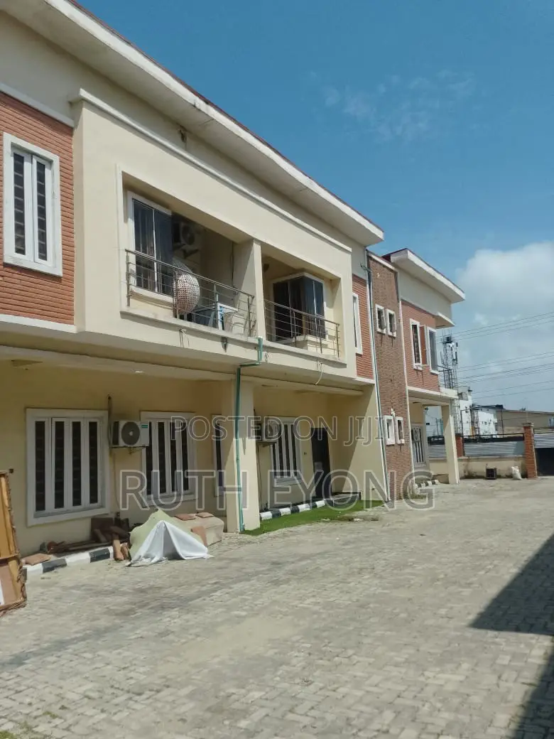 Furnished 4bdrm Townhouse / Terrace in Orchid Lekki. for rent in Lekki Phase 1