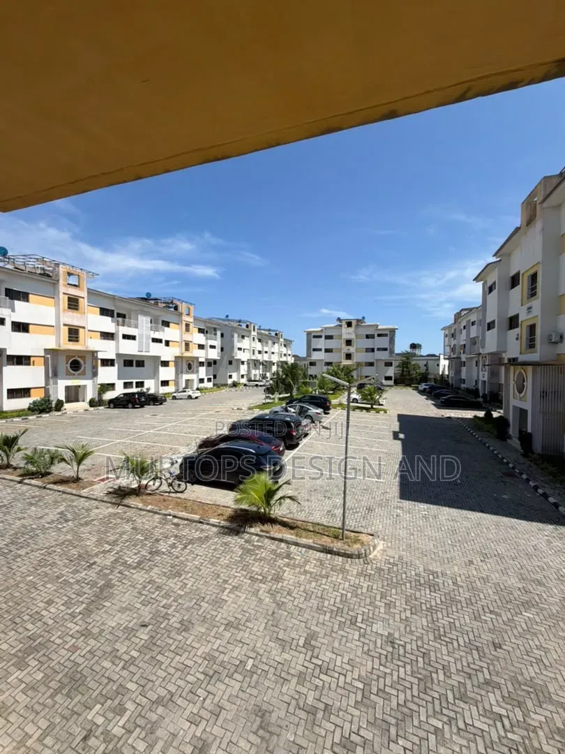 Mini Flat in Ikota for rent in Ikota