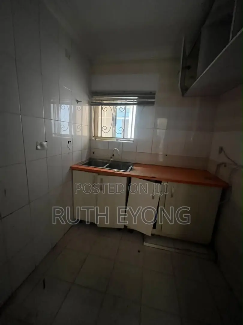 3bdrm Apartment in Ikota Villa Estate, for rent in Ikota
