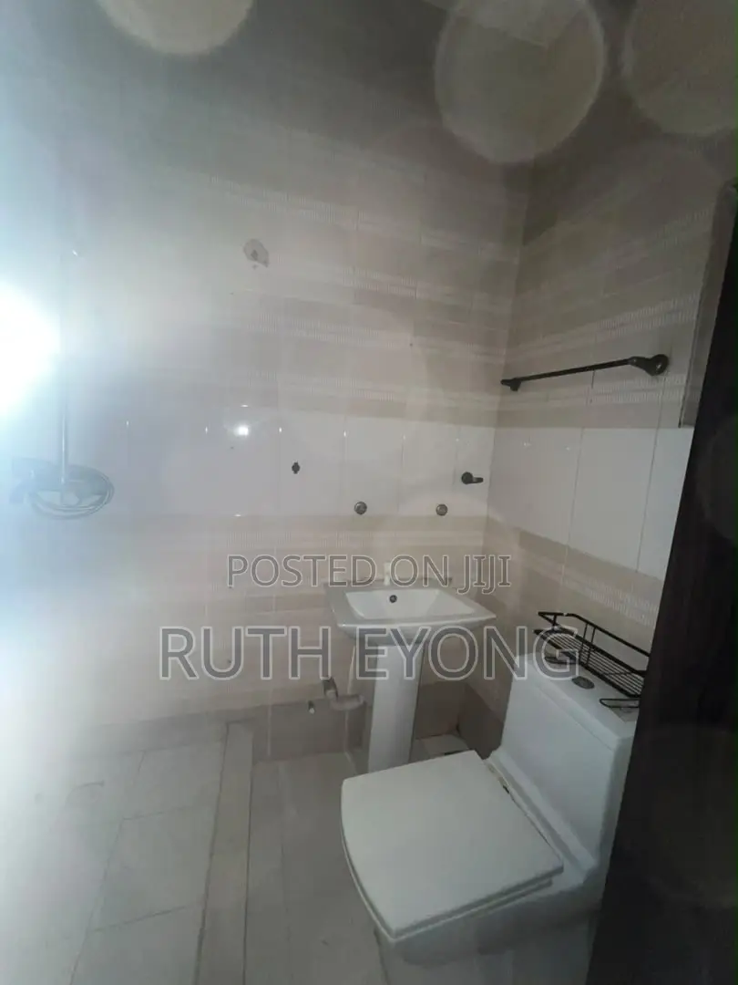 2bdrm Apartment in Ikota Villa Estate, for rent in Ikota