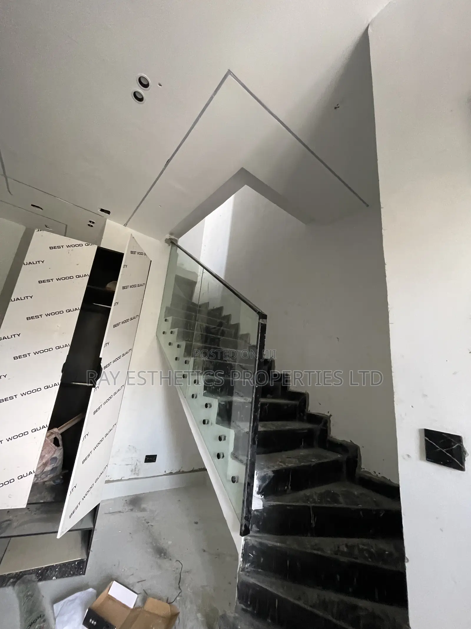 3bdrm Townhouse/Terrace in Off Lekki-Epe Expressway for sale in Off Lekki-Epe Expressway