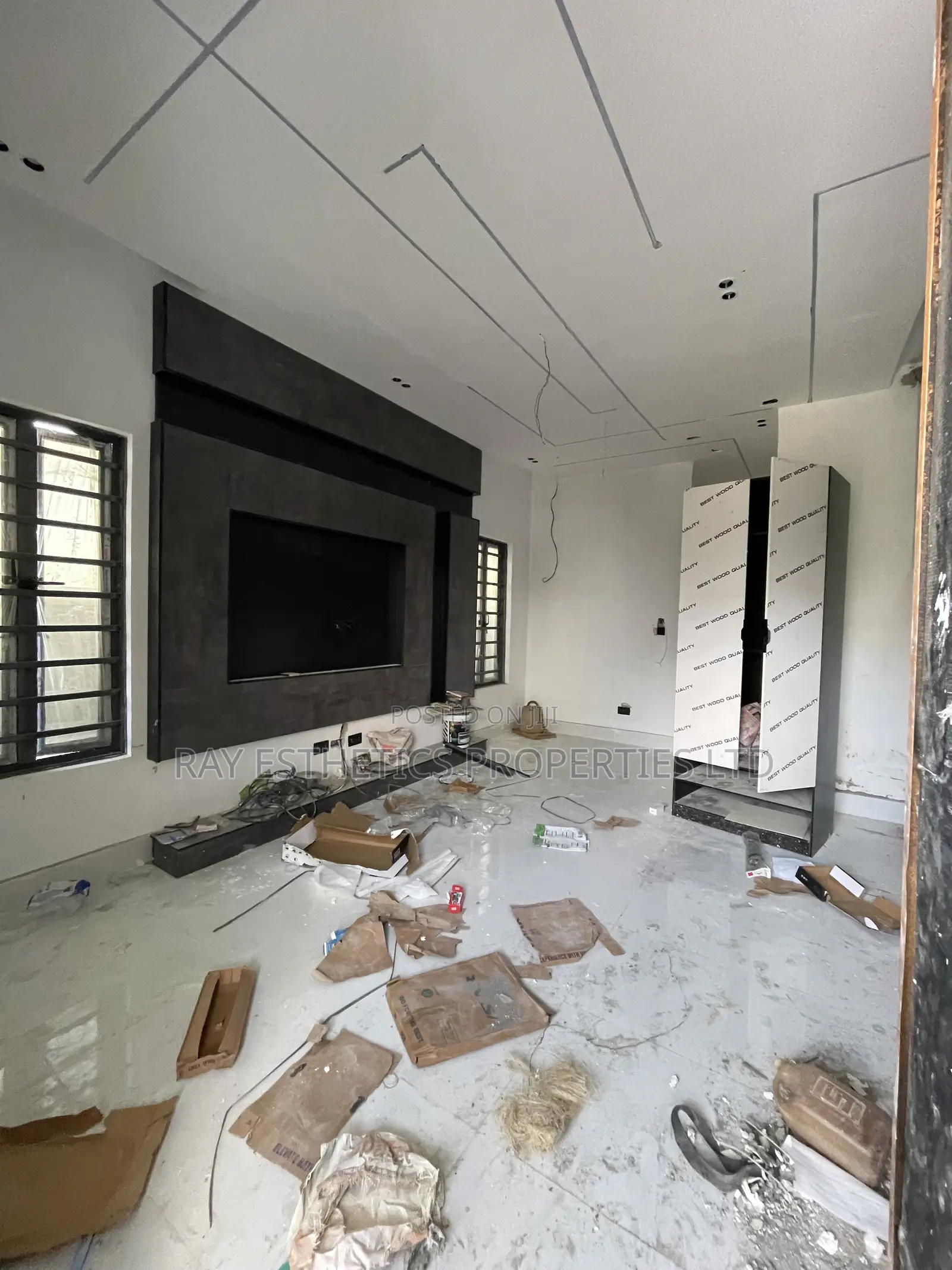 3bdrm Townhouse/Terrace in Off Lekki-Epe Expressway for sale in Off Lekki-Epe Expressway