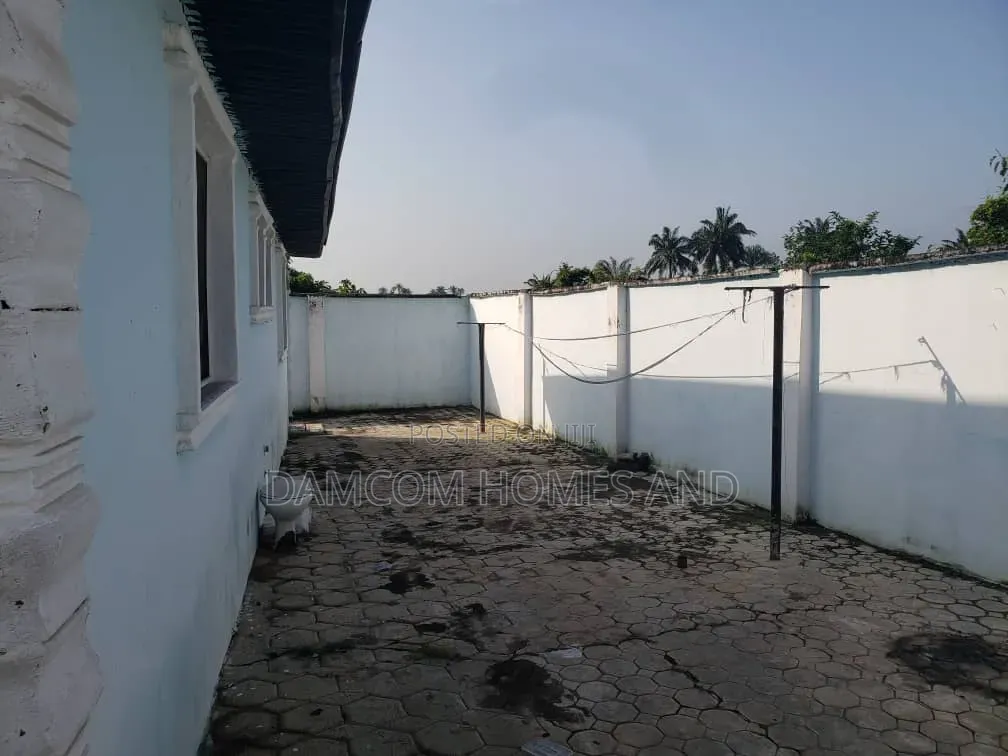 4bdrm Apartment in Abaodan Estate, Akinyele for sale in Akinyele