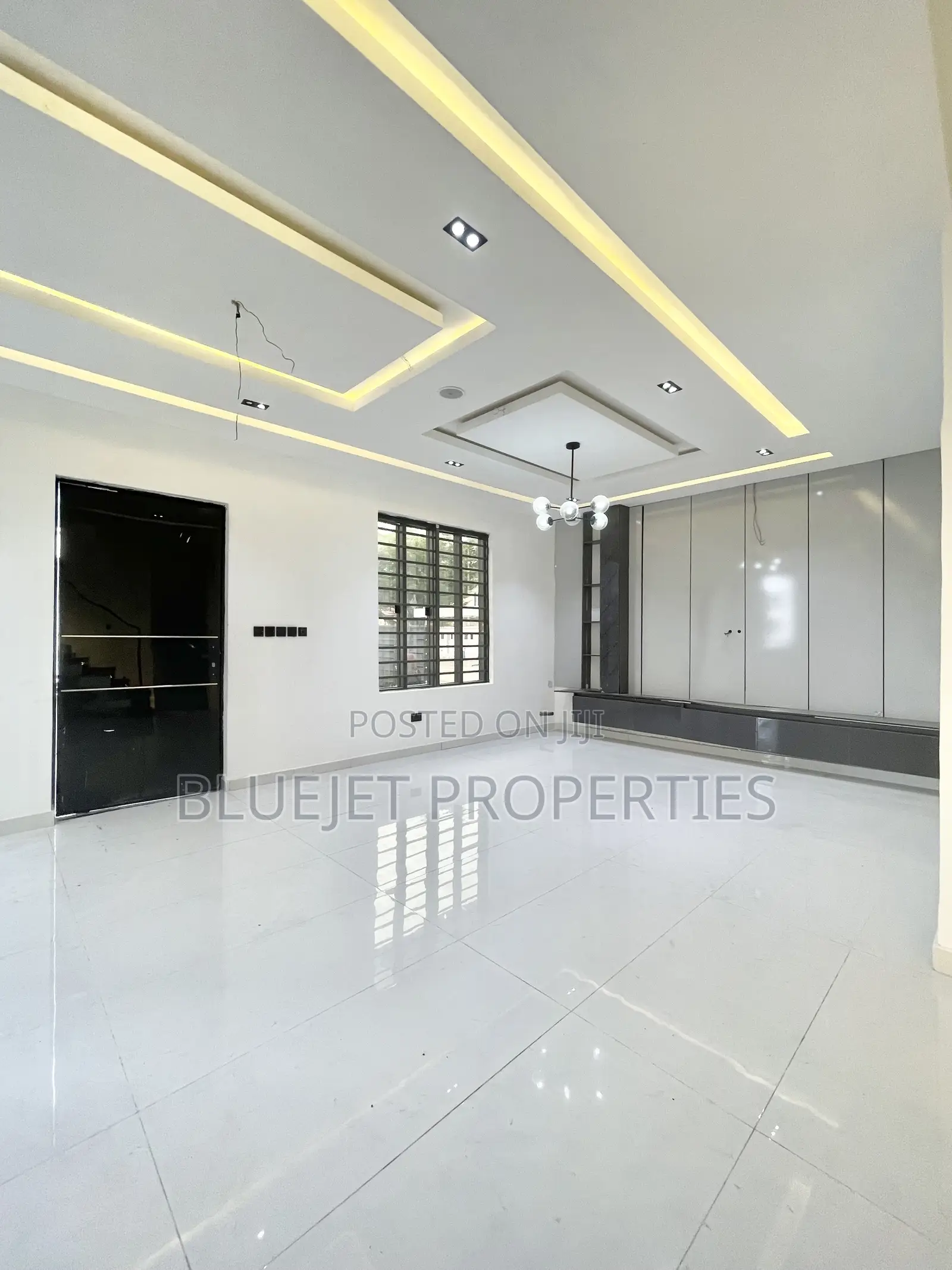 4bdrm Duplex in Lekki for sale in Lekki Phase 1