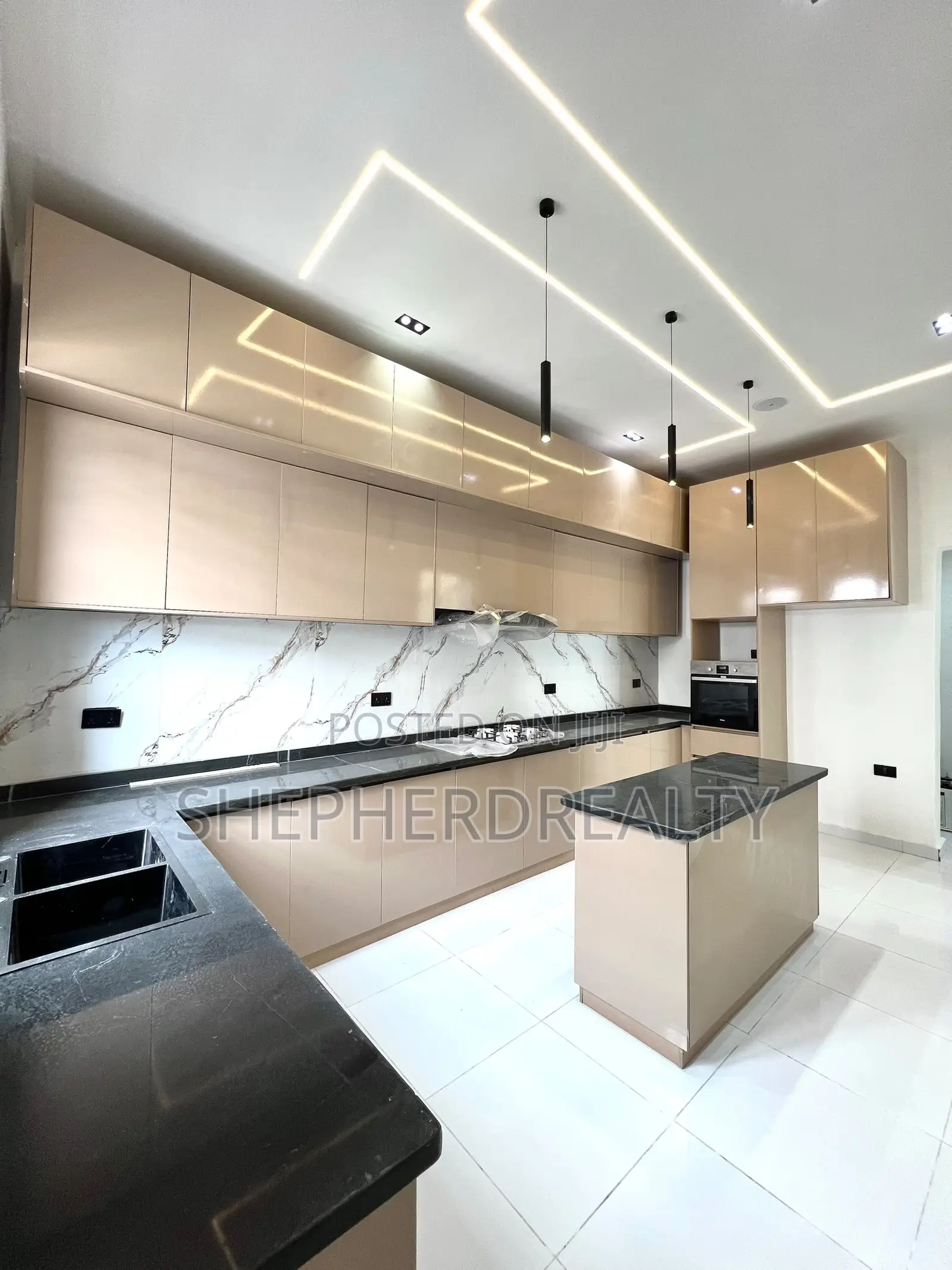4bdrm Duplex in Ado / Ajah for sale in Ado / Ajah